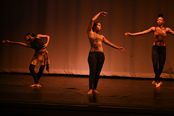 NewtownDance04382