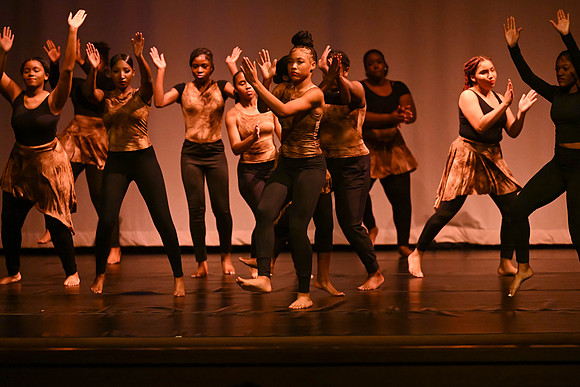 NewtownDance04428