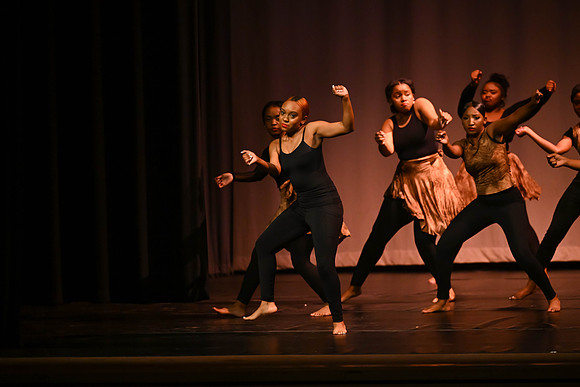 NewtownDance04450