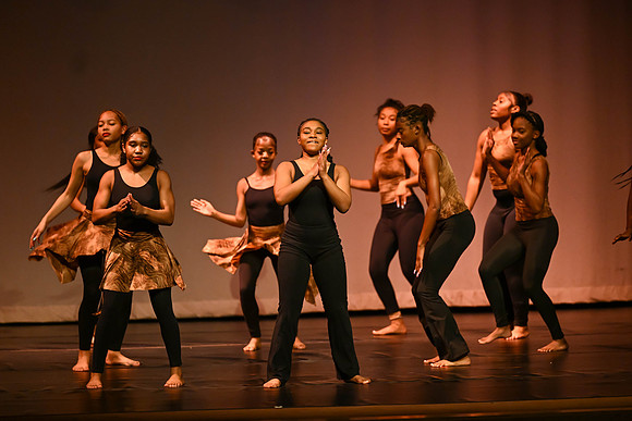 NewtownDance04467