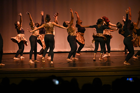 NewtownDance04482