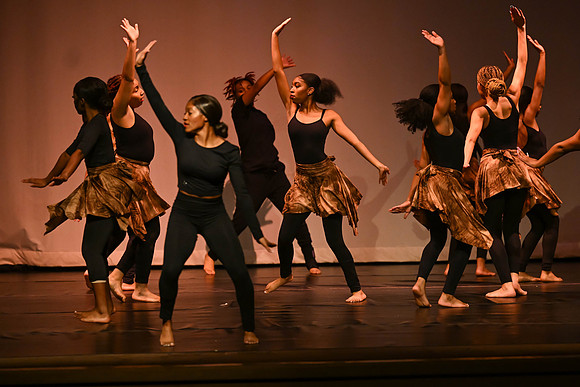 NewtownDance04498