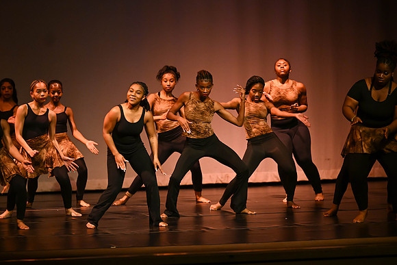 NewtownDance04510