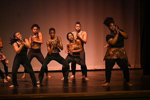 NewtownDance04512