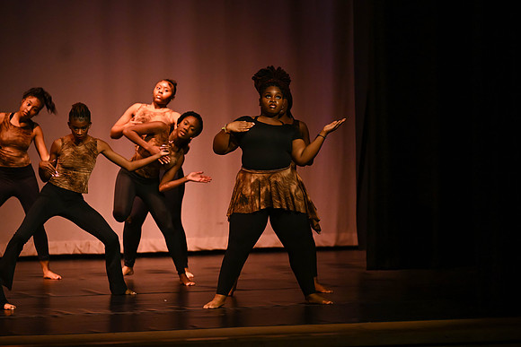 NewtownDance04513
