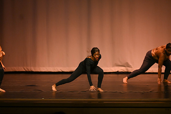 NewtownDance04532