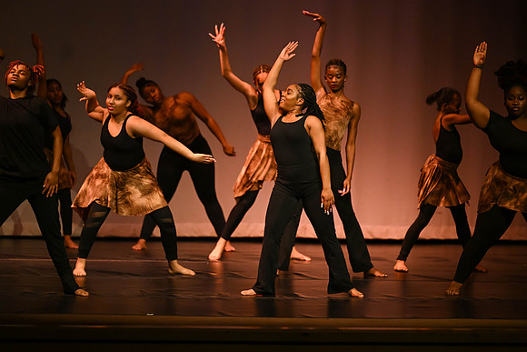 NewtownDance04582
