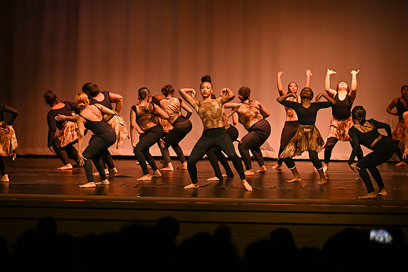 NewtownDance04648