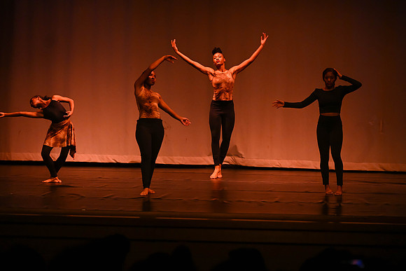 NewtownDance04688