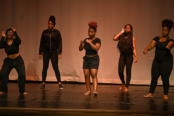 NewtownDance04696