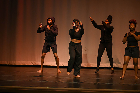 NewtownDance04697