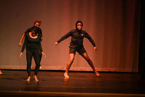NewtownDance04708