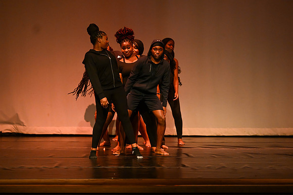 NewtownDance04777