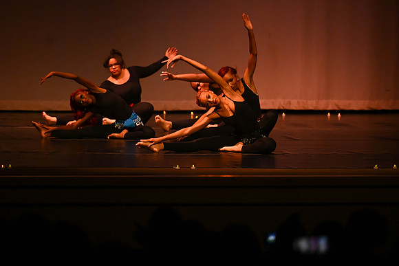 NewtownDance04835
