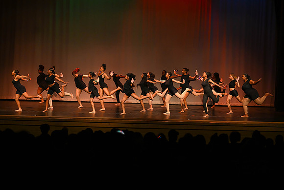 NewtownDance05668