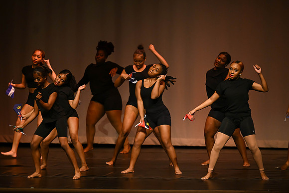 NewtownDance05820