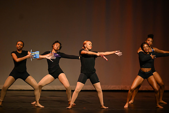 NewtownDance05852