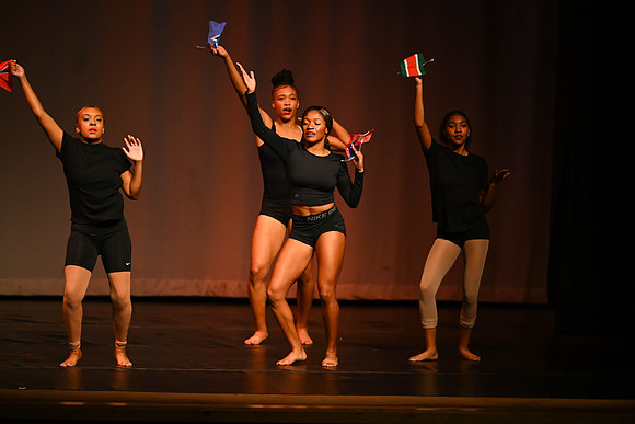 NewtownDance05874