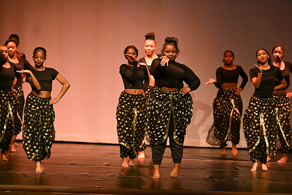 NewtownDance05925