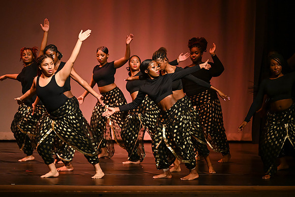 NewtownDance06065