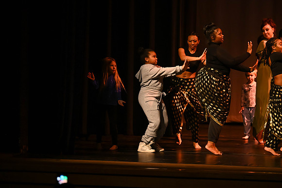 NewtownDance06164
