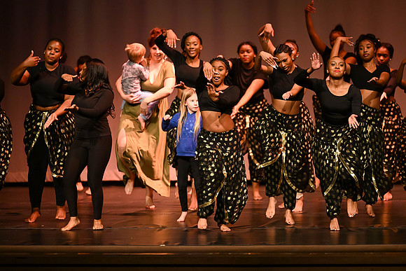 NewtownDance06233
