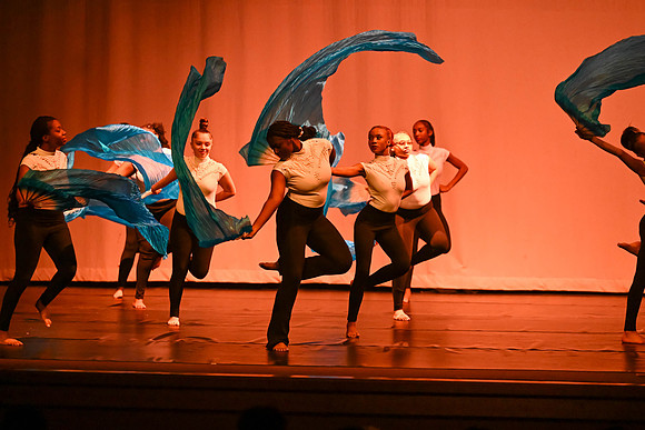 NewtownDance06469