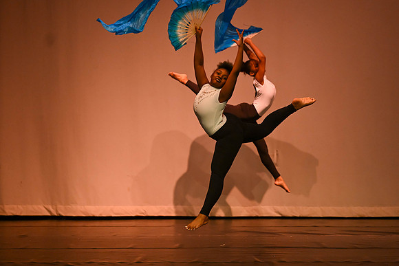 NewtownDance06601