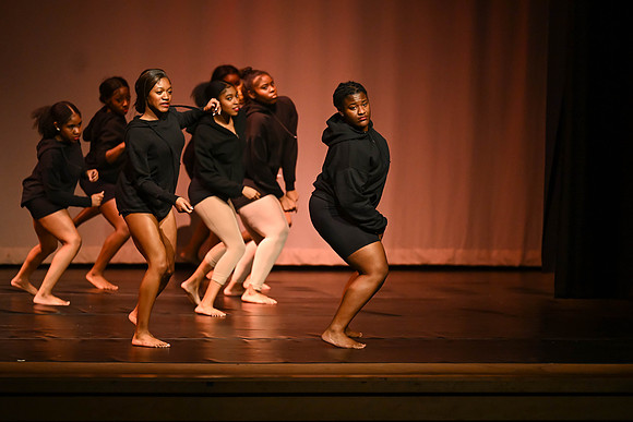 NewtownDance06795