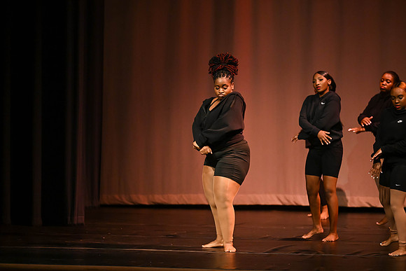 NewtownDance06822