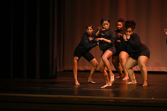 NewtownDance06944