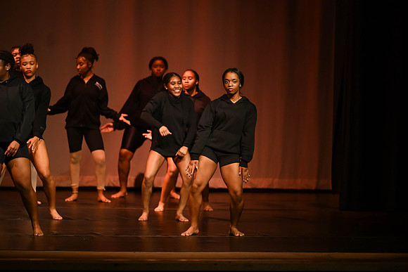 NewtownDance07033