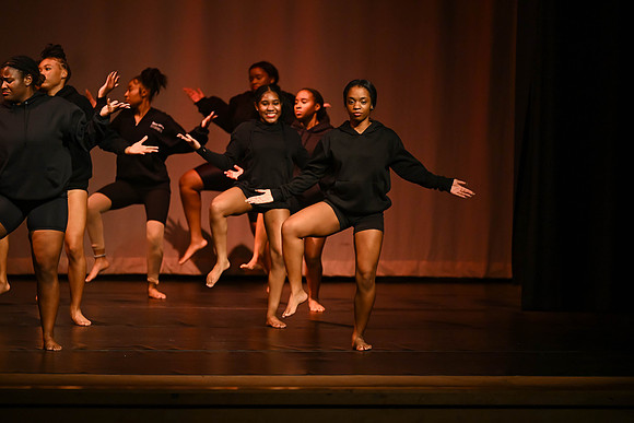 NewtownDance07035