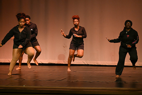 NewtownDance07115