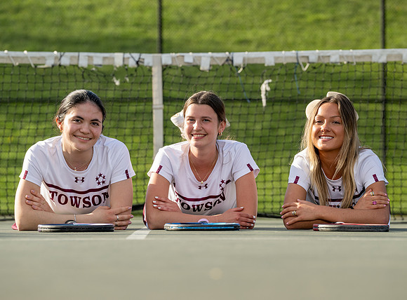 TowsonTennis00512