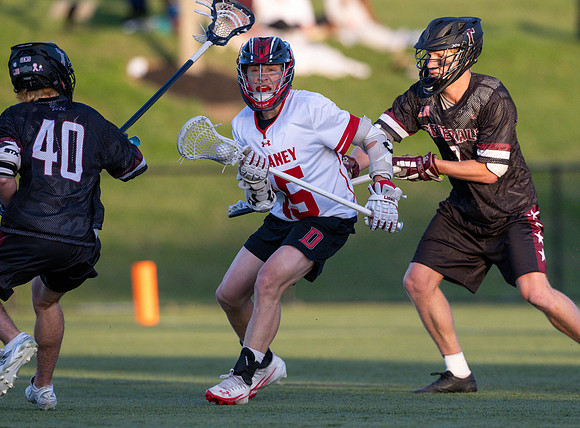 Towson-v-Dulaney-06065