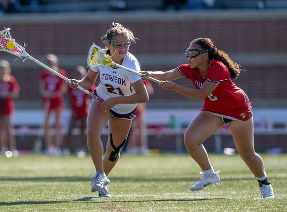 Towson-v-Dulaney-01753