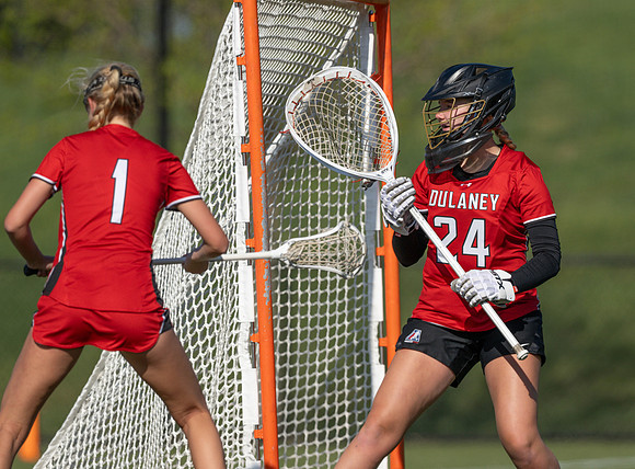 Towson-v-Dulaney-01815