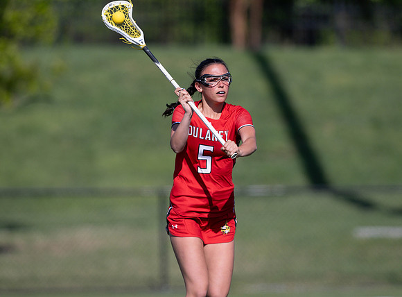 Towson-v-Dulaney-01859