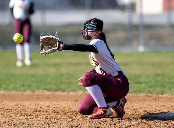 BullsSoftball-00584