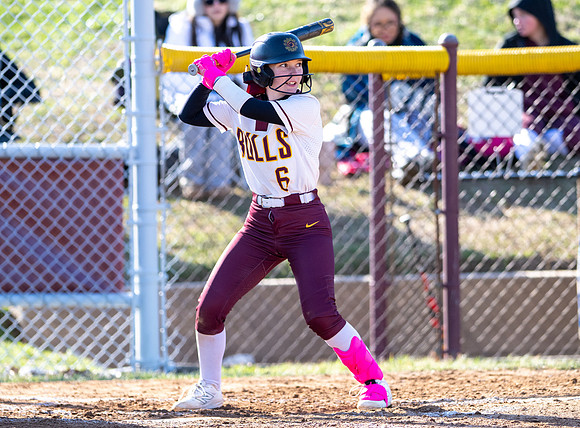 BullsSoftball-01166