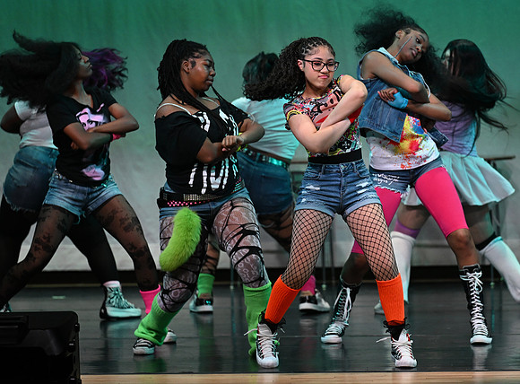 OMHS-Dance01779
