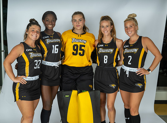 TU-FieldHockeyl-00030
