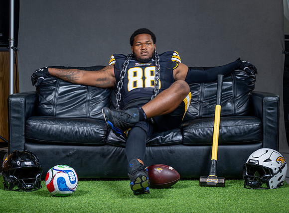 TUFootball-00448