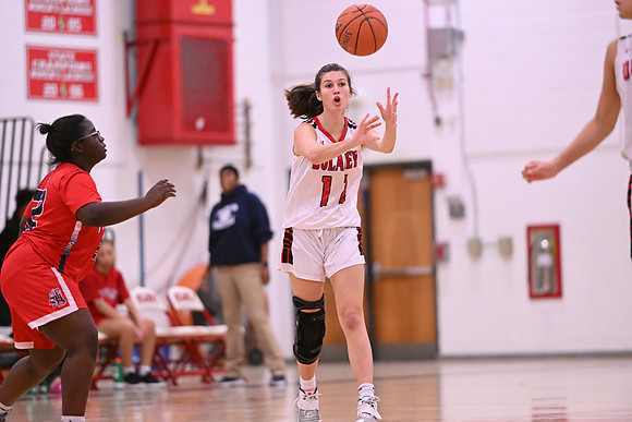 Basketball12-9-6070