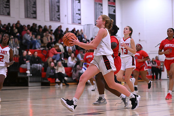 Basketball12-9-5654