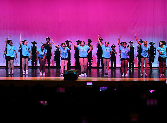 OMHSDance-01151