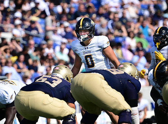 TU-v-NavyFB0041