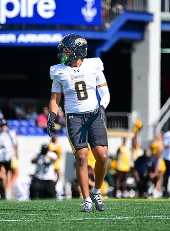 TU-v-NavyFB0132