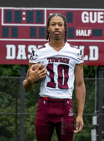 TowsonFB-0114